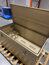 Charger l'image dans la galerie, Liquidation - Cabinet de protection en acier pour 5-6 compresseurs à piston