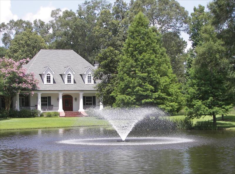 Load image into Gallery viewer, Kasco Marine VFX floating aerating fountains
